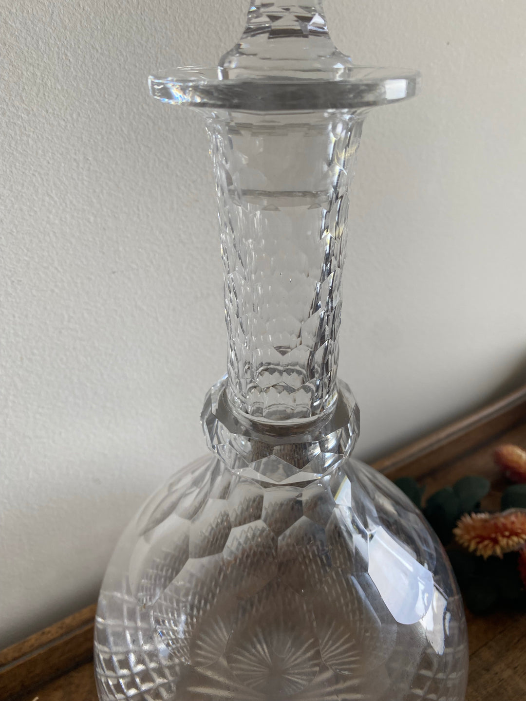 Carafe en cristal travaillé