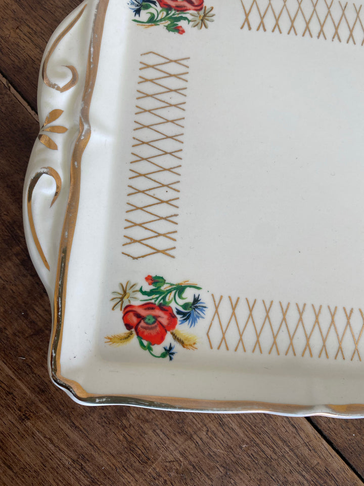 Plat à cake en porcelaine crème déco fleurs